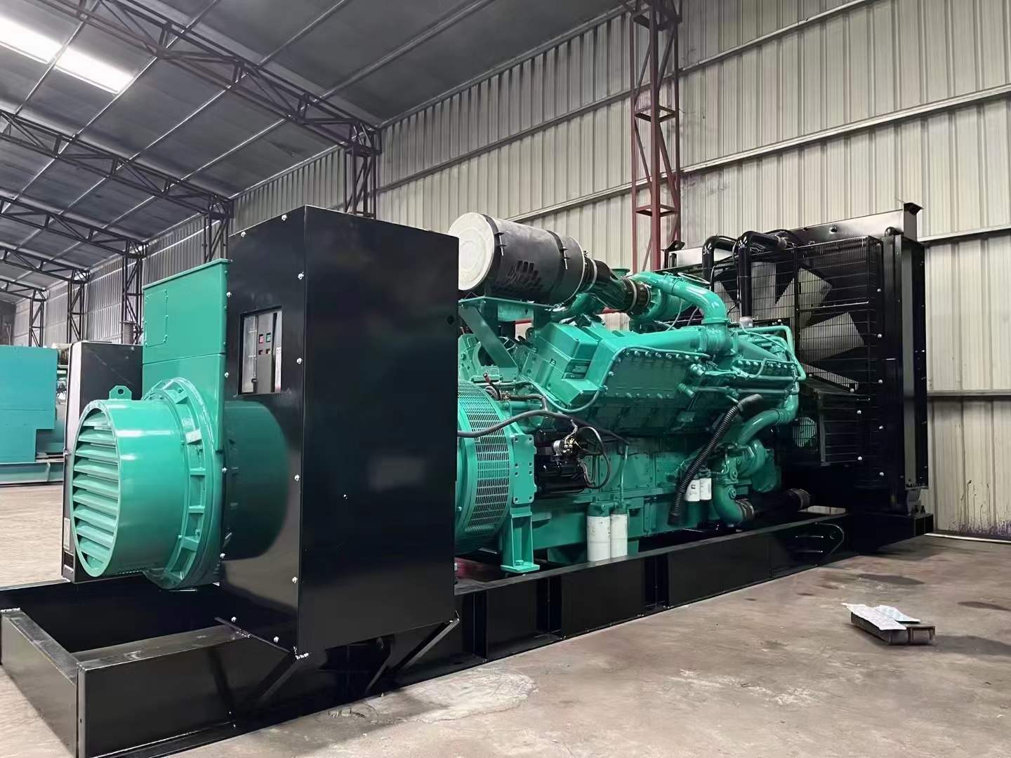 灵宝如何降低 800kW 柴油发电机输出电流的波动？